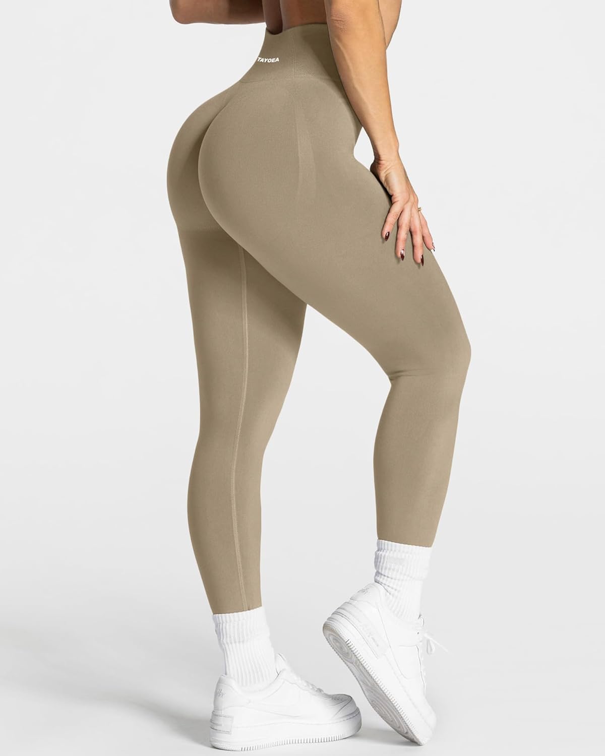 Sculpting Scrunch Leggings