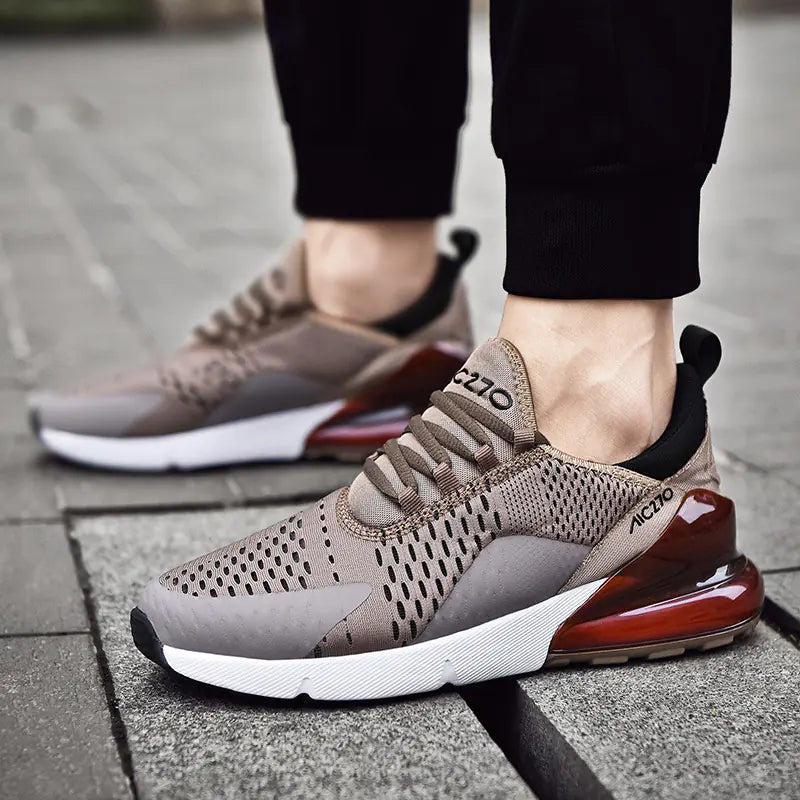 2020 Fashionable Lightweight Breathable Running Shoes